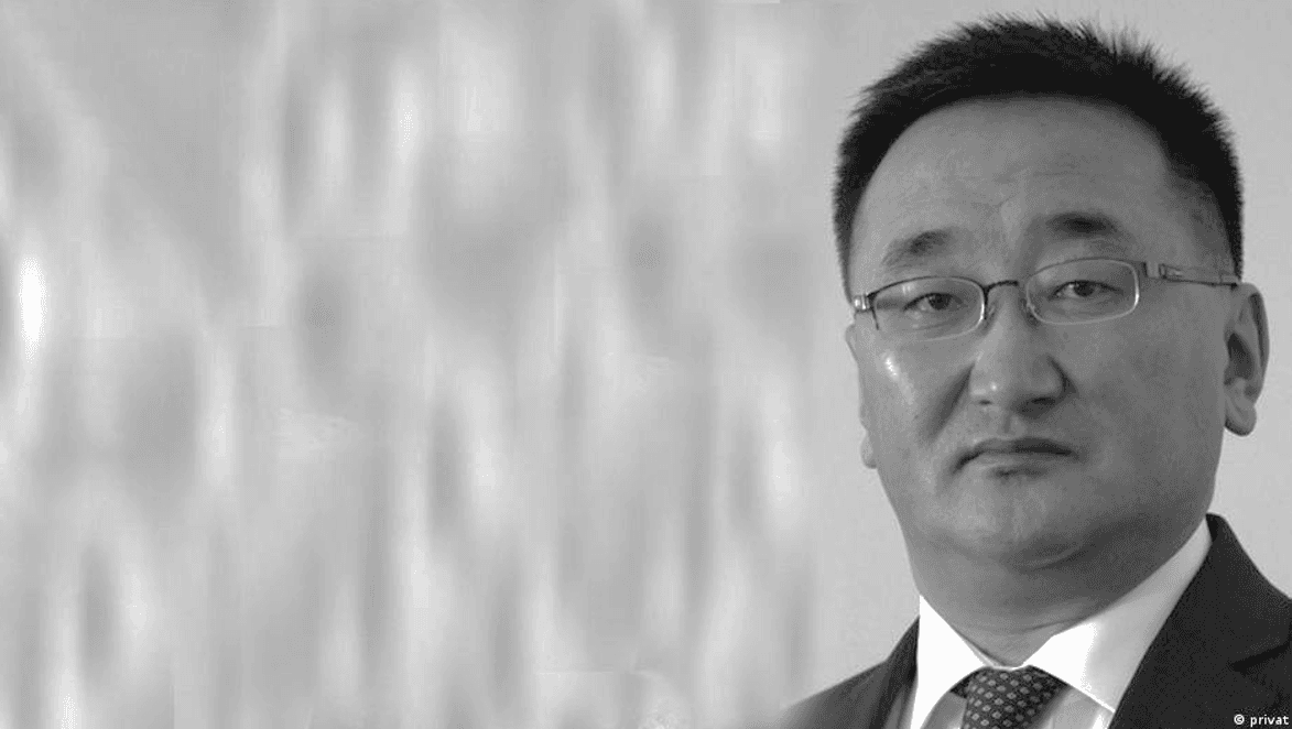 ГАДААД ХЭРГИЙН САЙД АСАН Л.ПҮРЭВСҮРЭН ЖЕФФРИ ЭПШТЕЙНТЭЙ ХЭРХЭН ХОЛБОГДОЖ БАЙНА ВЭ? БАС ЯАГААД?