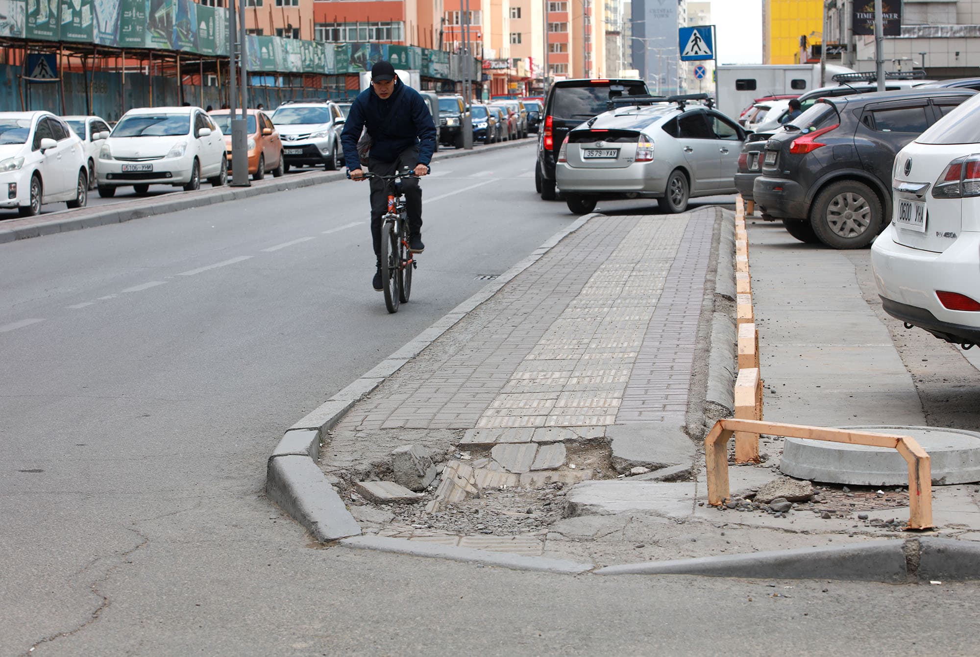 Улаанбаатар хотын 2025 оны бүтээн байгуулалт: Шинэчлэл, саатал, сургамж